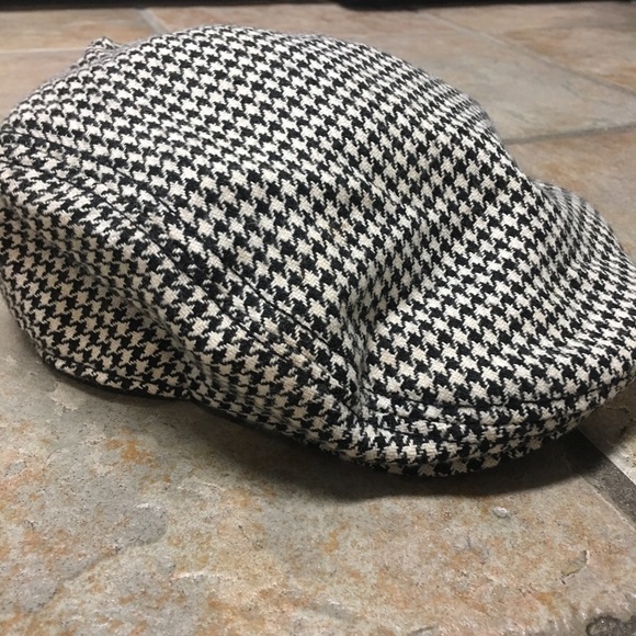 houndstooth driving cap